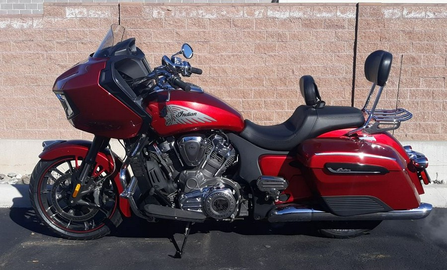 2020 Indian Motorcycle® Challenger Limited Ruby Metallic