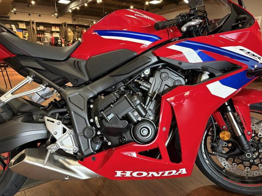 2025 Honda® CBR650R E-Clutch