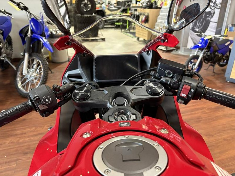 2025 Honda® CBR650R E-Clutch