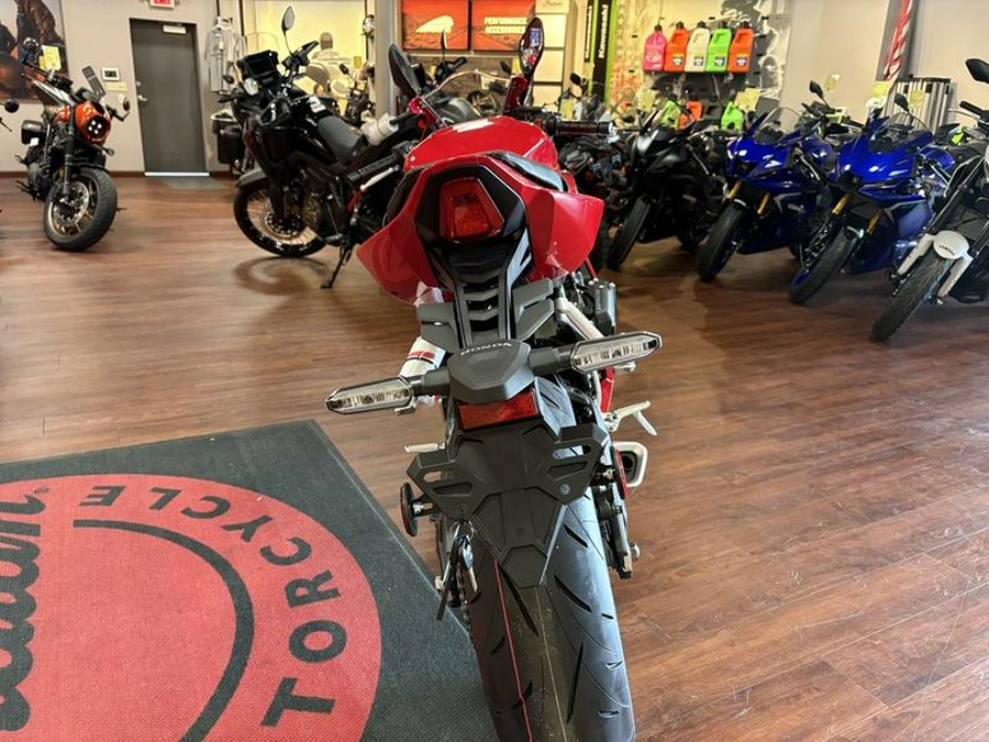 2025 Honda® CBR650R E-Clutch