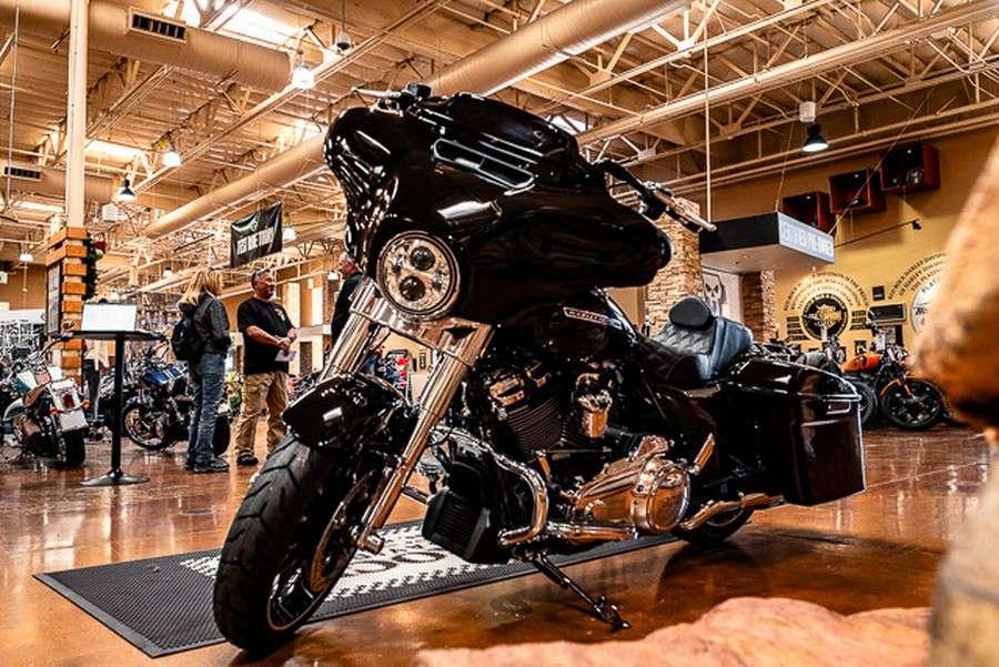 2022 Harley-Davidson Street Glide Special
