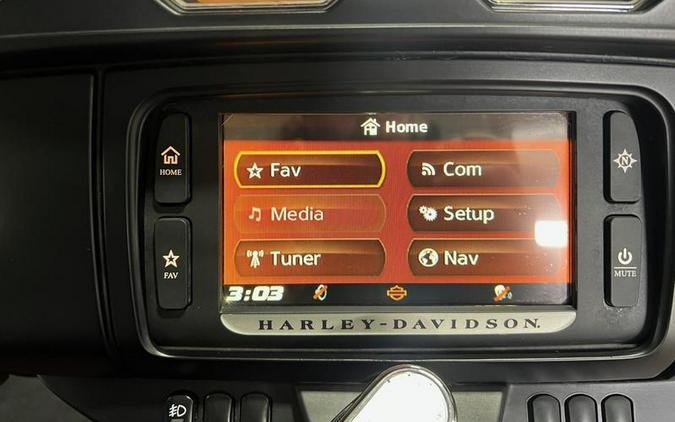 2018 Harley-Davidson® FLHTCUTG - Tri Glide® Ultra