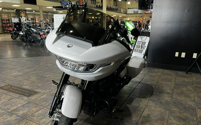 FLTRX 2024 Road Glide®