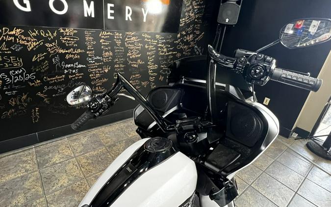 FLTRX 2024 Road Glide®