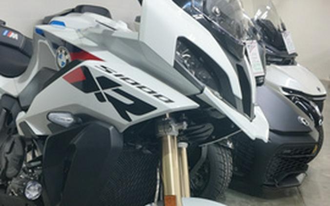 2025 BMW S 1000 XR