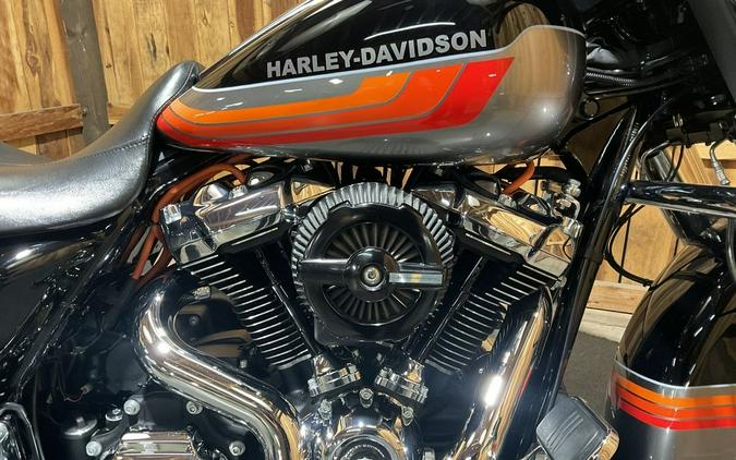 2019 Harley-Davidson® FLHX - Street Glide®