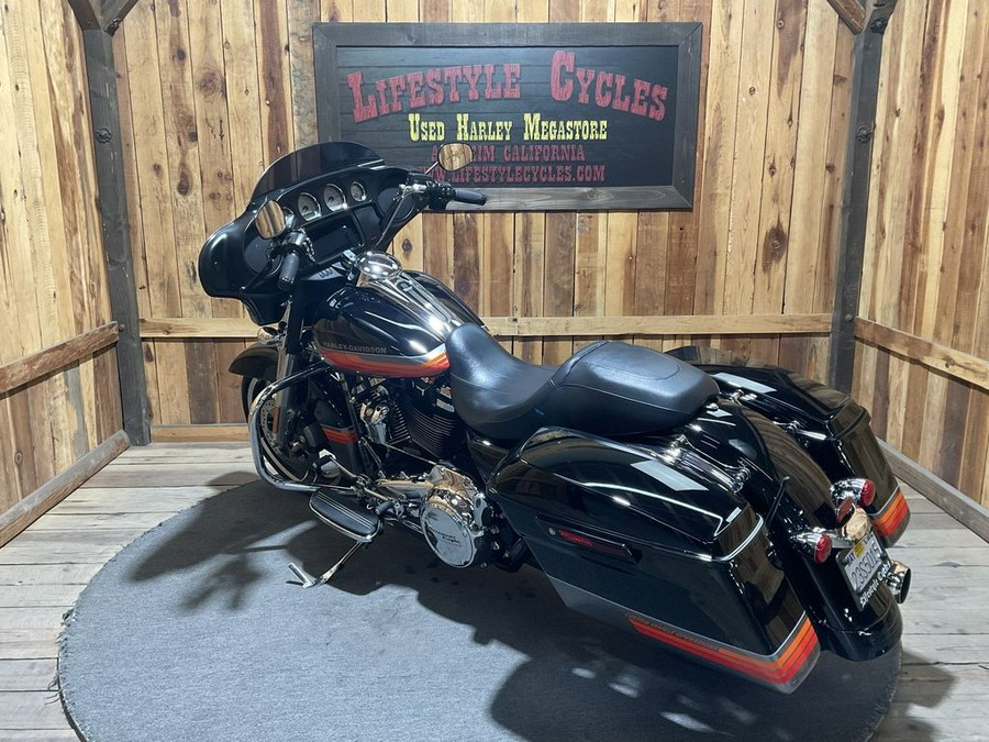 2019 Harley-Davidson® FLHX - Street Glide®