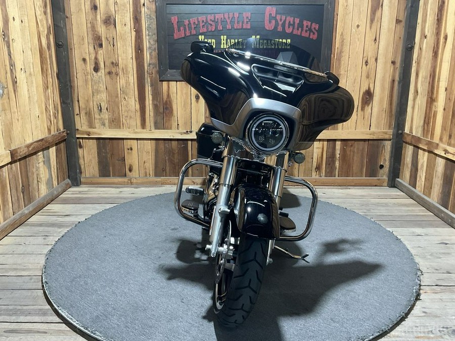 2019 Harley-Davidson® FLHX - Street Glide®