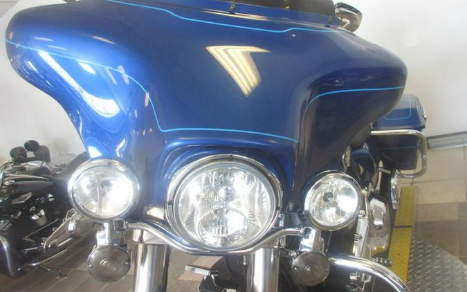 2010 Harley-Davidson® FLHTCU - Ultra Classic® Electra Glide