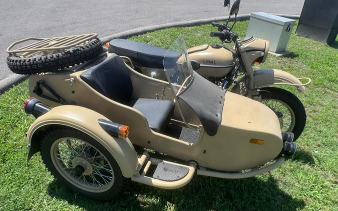 2023 Ural Motorcycles Gear Up Sahara