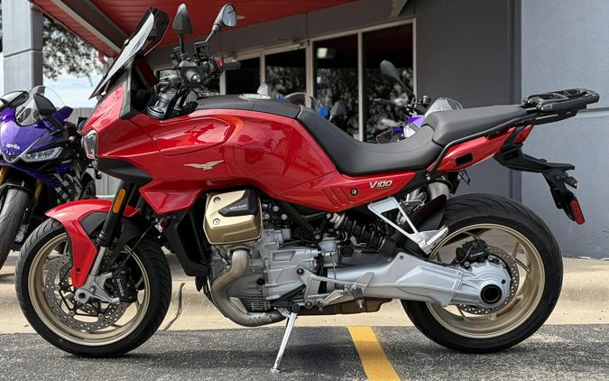 2024 Moto Guzzi V100 Mandello