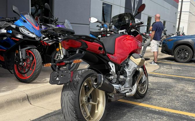2024 Moto Guzzi V100 Mandello