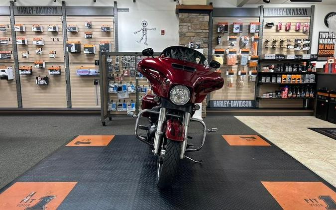 2017 Harley-Davidson® FLHXS - Street Glide® Special