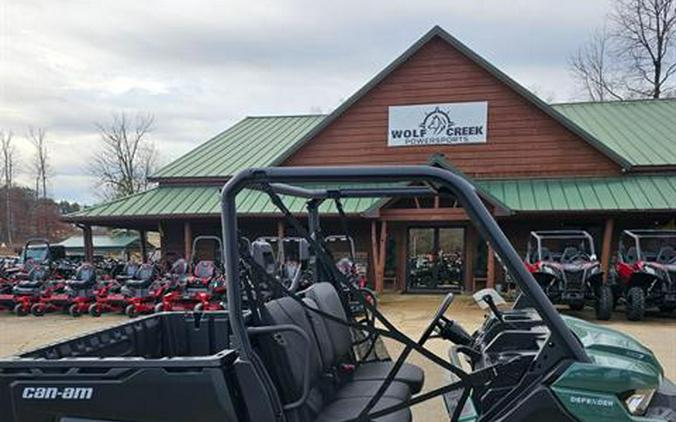 2026 Can-Am Defender HD7