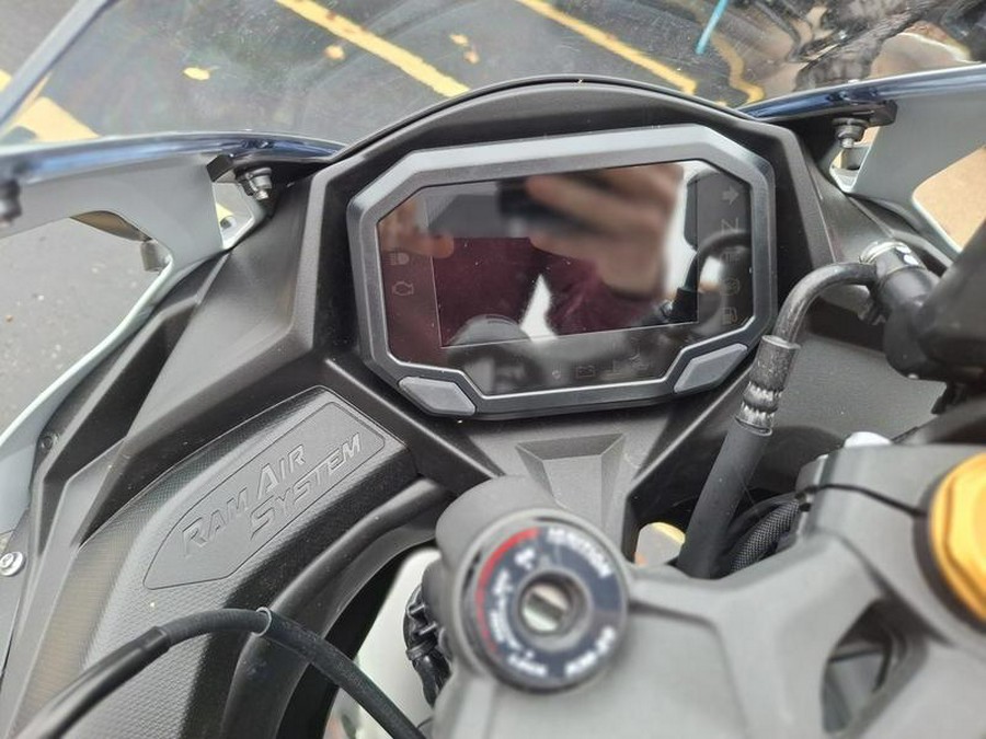 2025 Kawasaki NINJA® ZX™-4RR ABS