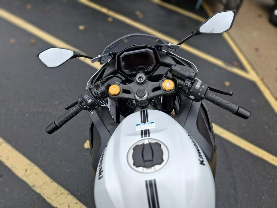 2025 Kawasaki NINJA® ZX™-4RR ABS