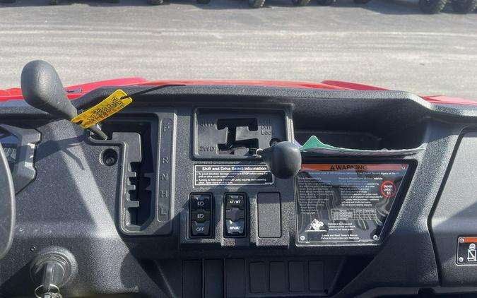 2025 Honda® Pioneer 1000 Deluxe