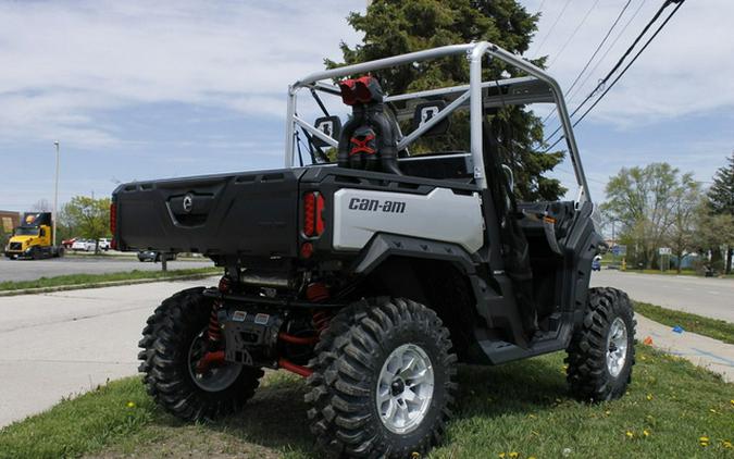 2024 Can-Am Defender X mr HD10