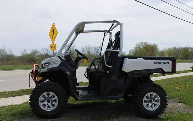 2024 Can-Am Defender X mr HD10