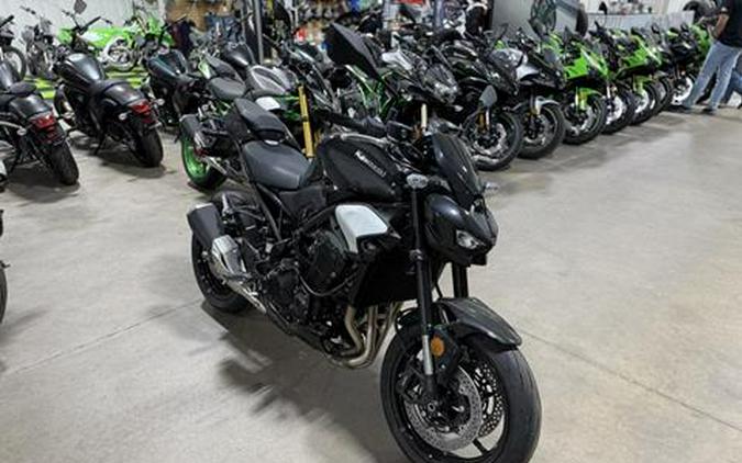 2025 Kawasaki Z900 ABS