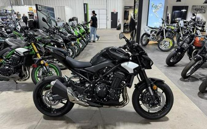 2025 Kawasaki Z900 ABS
