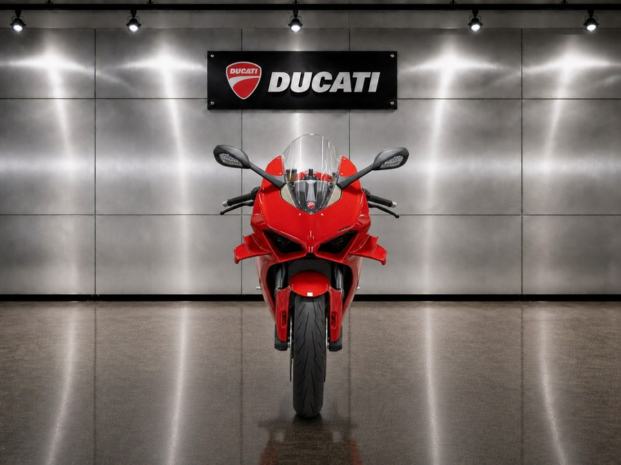 2026 PANIGALE V4 W/COMPLETE Akrapovic TITANIUM EXHAUST