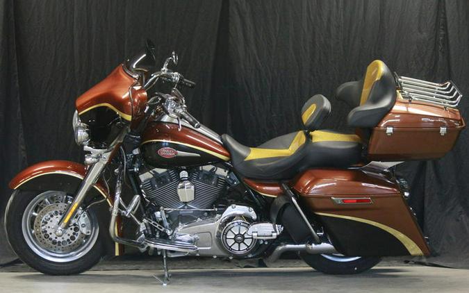 2008 Harley-Davidson® FLHTCUSE3 - CVO™ Ultra Classic® Screamin' Eagle® Anniversary Electra Glide®