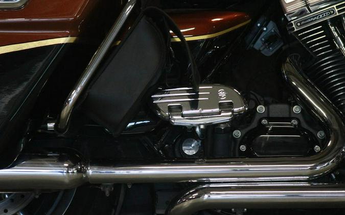 2008 Harley-Davidson® FLHTCUSE3 - CVO™ Ultra Classic® Screamin' Eagle® Anniversary Electra Glide®