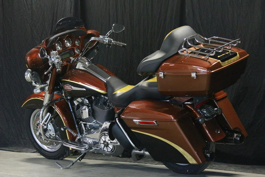 2008 Harley-Davidson® FLHTCUSE3 - CVO™ Ultra Classic® Screamin' Eagle® Anniversary Electra Glide®