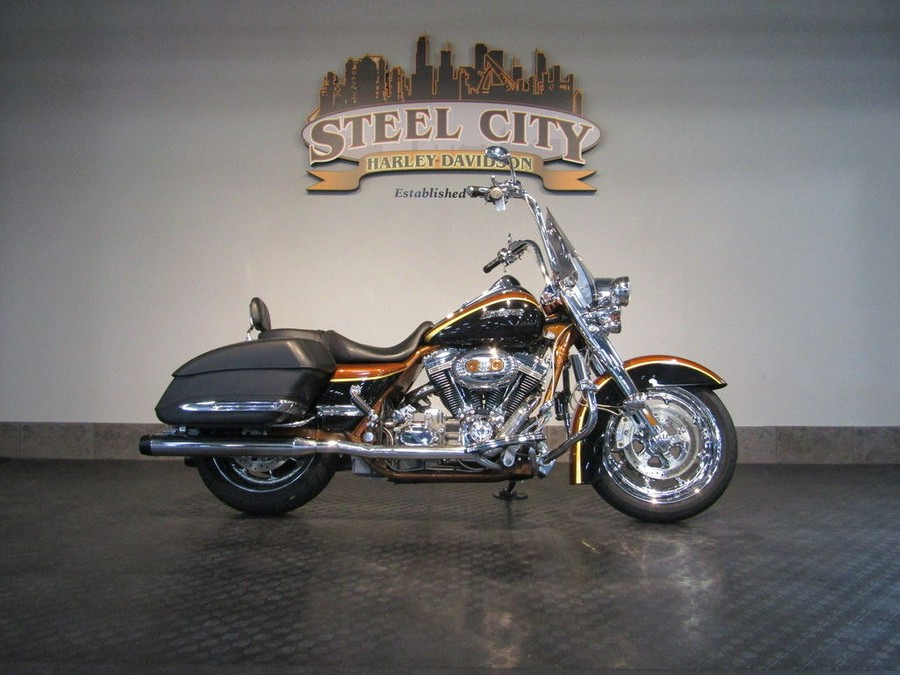 2008 Harley-Davidson® FLHRSE4 - Road King® Screamin' Eagle® 105th Anniversary Edition