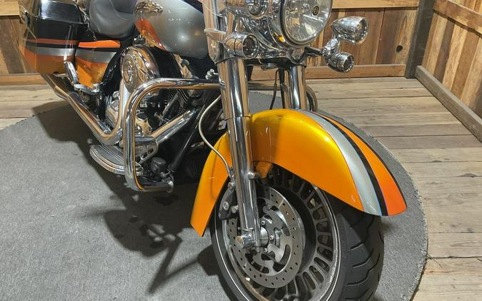 2010 Harley-Davidson® FLHRC - Road King® Classic