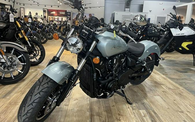 2025 Indian Scout Sixty Classic Limited Frost Silver