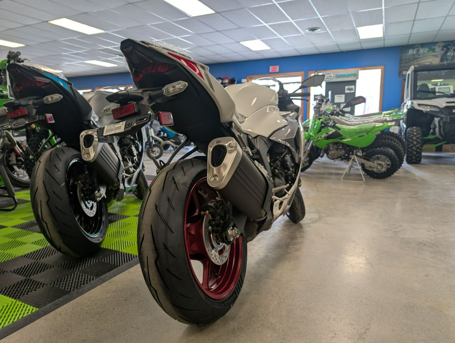 2025 Kawasaki Ninja ZX-6R