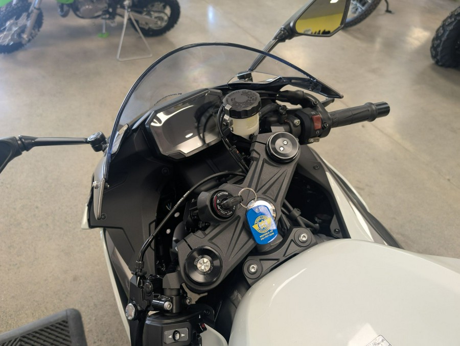 2025 Kawasaki Ninja ZX-6R
