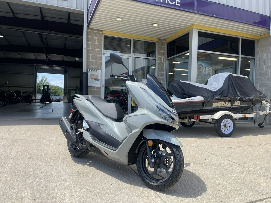 2025 Honda® PCX