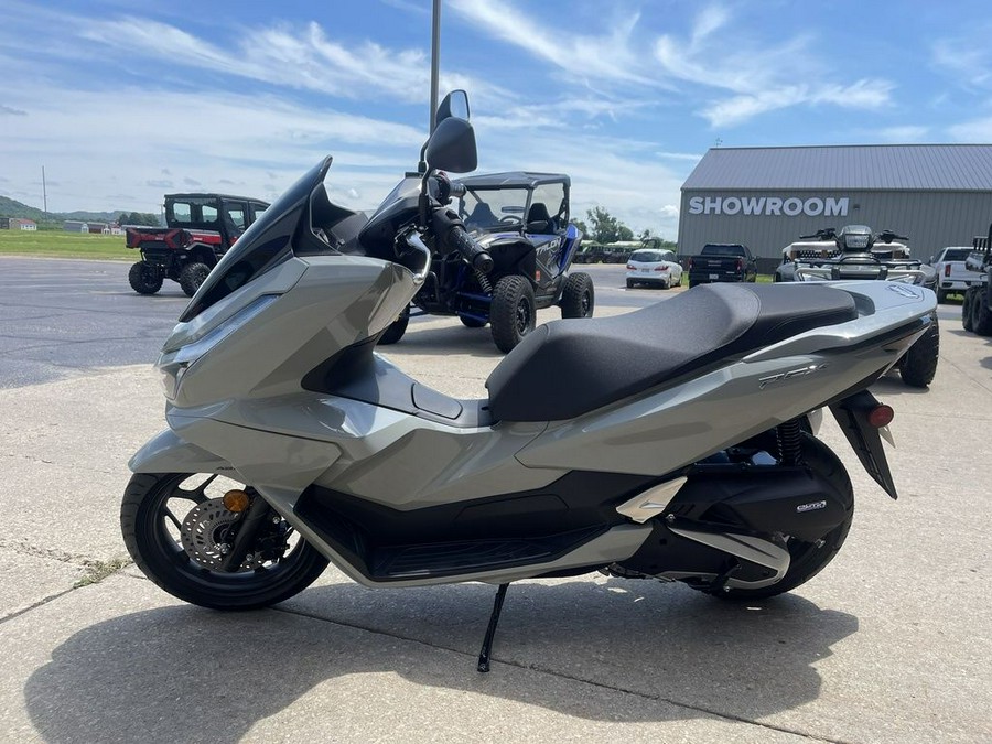 2025 Honda® PCX