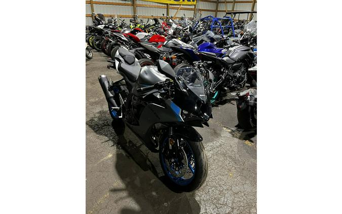 2026 Kawasaki Ninja® ZX™-6R Base