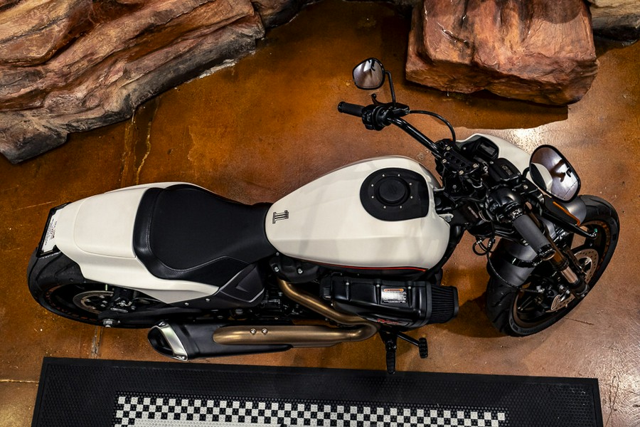 2019 Harley-Davidson Softail FXDR 114