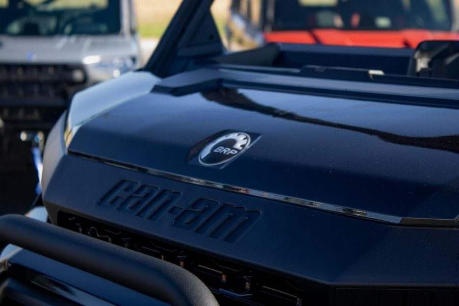 2026 CAN-AM DEFENDER XT HD11 WITH 1025 INCH TOUCHSCREEN