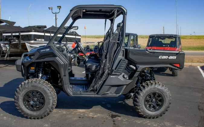 2026 CAN-AM DEFENDER XT HD11 WITH 1025 INCH TOUCHSCREEN