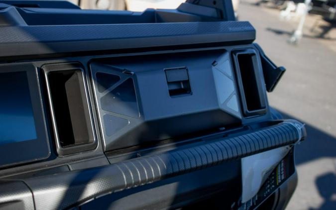 2026 CAN-AM DEFENDER XT HD11 WITH 1025 INCH TOUCHSCREEN