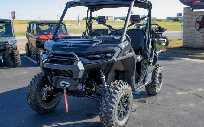 2026 CAN-AM DEFENDER XT HD11 WITH 1025 INCH TOUCHSCREEN