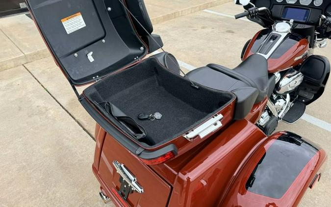 2024 Harley-Davidson® FLHTCUTG - Tri Glide® Ultra