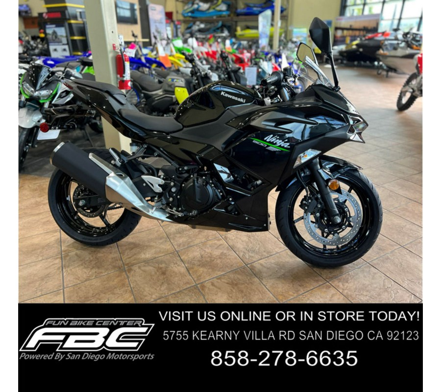 2024 Kawasaki Ninja® 500 Base