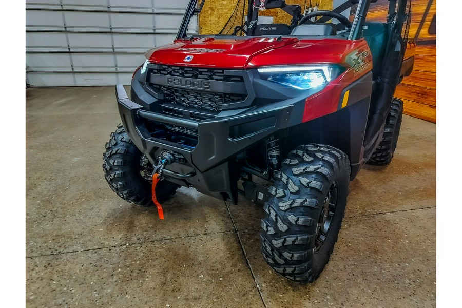 2025 Polaris Industries RGR XP 1000 PREMIUM - SUNSET RED