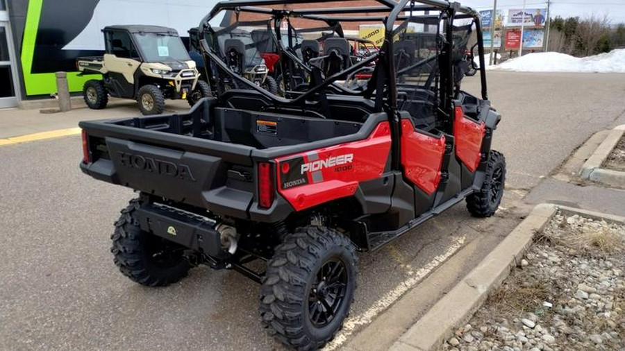 2025 Honda® Pioneer 1000-6 Deluxe Crew