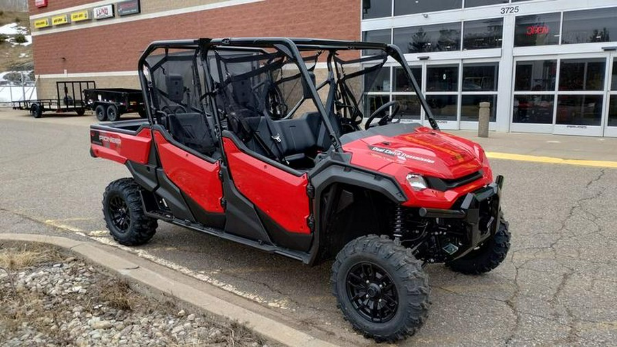 2025 Honda® Pioneer 1000-6 Deluxe Crew