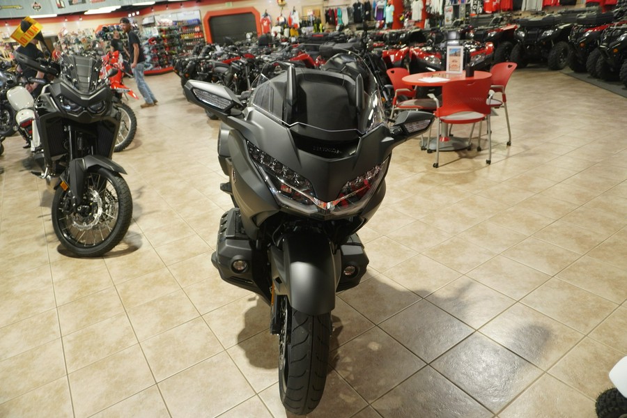 2025 Honda GOLD WING 50TH ANNIVERSARY