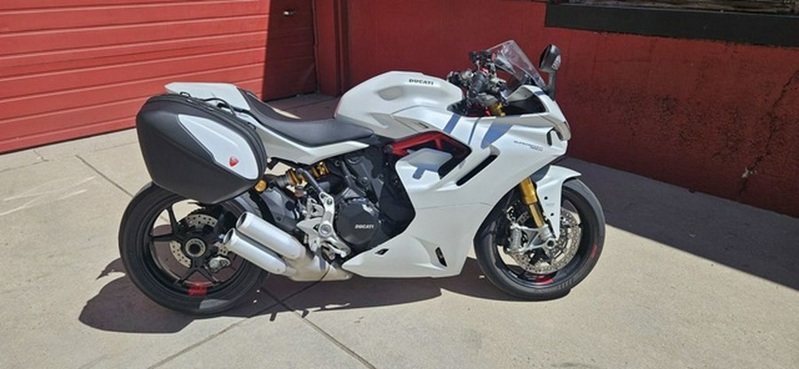 2023 Ducati Supersport 950 S Arctic White