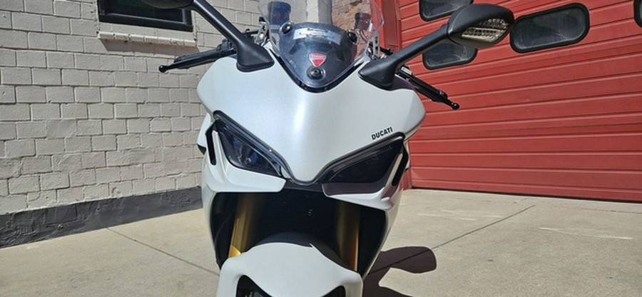 2023 Ducati Supersport 950 S Arctic White